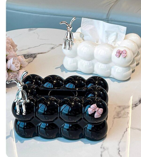 Tissue holder