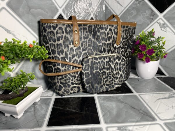 Animal skin Tote - Image 2