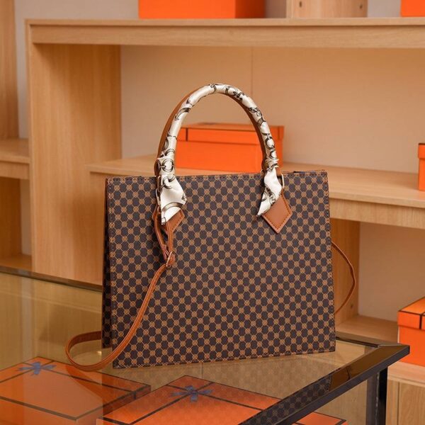 Maxi Bag - Image 2