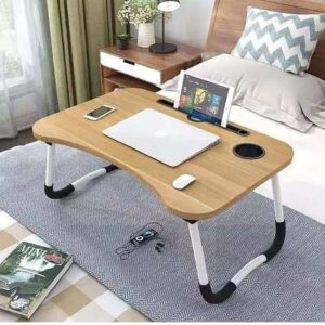 Foldable laptop table