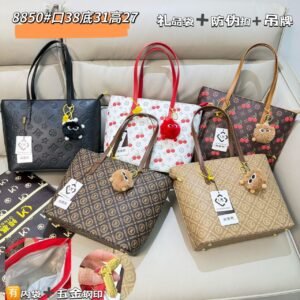Chic tote
